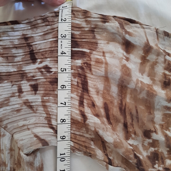 ● east5th | Short Tunic Style Dress with Kakhi Tie-Dye Print - Picture 9 of 16